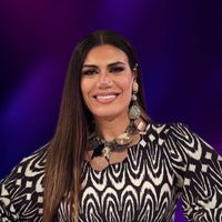 Flor de la V es sinónimo de elegancia: el look business que recomendó tener en el placar