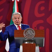 AMLO niega injerencia en "carpetazo" de investigación contra su hermano Pío López