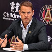Para Frank De Boer, no hay diferencia entre la Liga Mexicana y la Major League Soccer