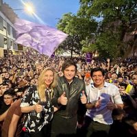Javier Milei encabezó una caravana en Córdoba y pidió apoyo para La Libertad Avanza: "No aflojen"
