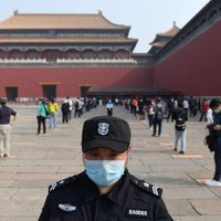 Tras el paso del coronavirus reabren la Muralla China y la Ciudad Prohibida