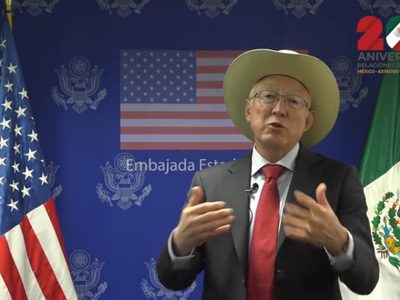 Ken Salazar destaca relación México-EU y califica como “histórica” la visita de Biden