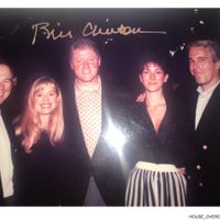 Caso Epstein: podrían obligar a los Clinton a declarar; Trump desestima fotos con depredador sexual