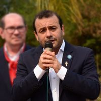 Teléfono para la clase política: ¿el gobernador de Misiones donará su sueldo por el coronavirus?