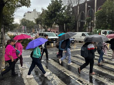 Nuevo frente frío en fin de semana; lluvias fuertes pegarán de viernes a lunes en estas entidades
