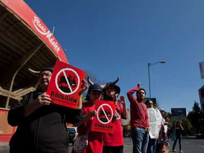Reavivan discusión sobre las corridas de toros en el Congreso de la CDMX