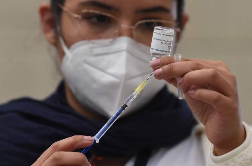 Se han aplicado 135 millones 22 mil 230 vacunas contra covid-19