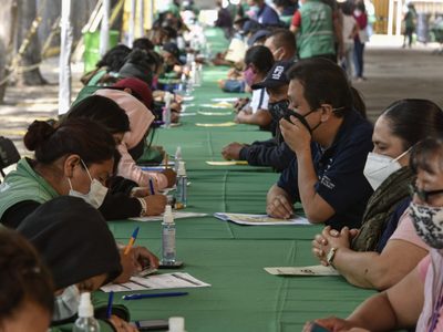 Ssa revelará quienes son los encargados de recabar datos en módulos de vacunación