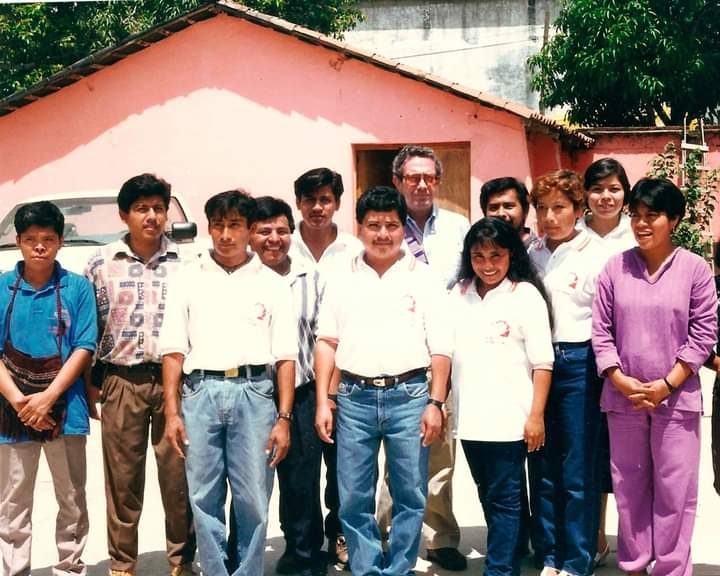 02 Radio comunitaria