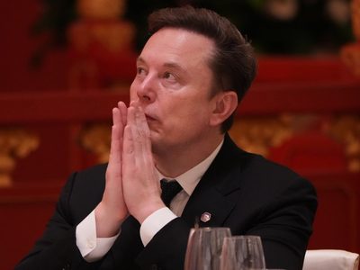 Corte federal rechaza demanda de Elon Musk contra OpenAI por presentarla tarde