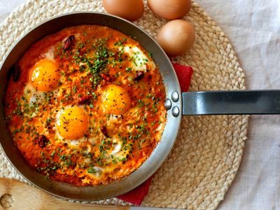 Prepará una exquisita hueva: resolvé la cena con 3 ingredientes y en pocos minutos