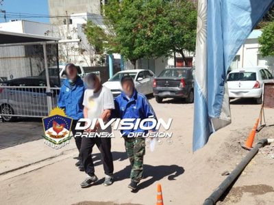 Atraparon a un hombre con pedido de captura en Centenario