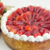Tarta de queso y frutillas: queda tan rica como las de la panadería y es fácil de hacer en casa