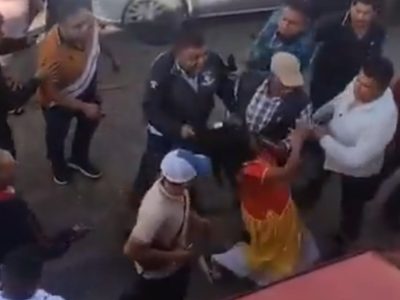 Alcalde de San Pedro Ixtlahuaca solicita licencia tras ser grabado golpeando a una mujer (Video)