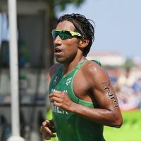 Crisanto Grajales e Irving Pérez finalizaron 31 y 46 en Triatlón Masculino