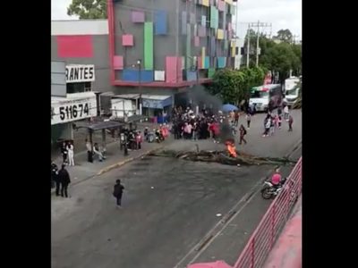 Ofrecen apoyo psicológico a familiares de niños que sufrieron abuso en kínder de Ecatepec
