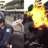 Prenden fuego a un policía en la protesta por la muerte de Giovanni