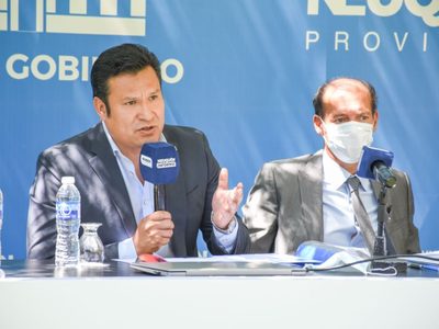 Mañana Osvaldo Llancafilo anunciará el aumento salarial a los gremios docentes