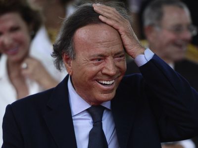 El hijo de Julio Iglesias es fotografiado con una famosa argentina: furor en las redes