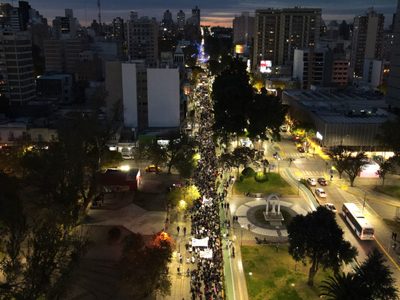 Más de 30 mil personas marcharon en Neuquén en defensa de la universidad pública