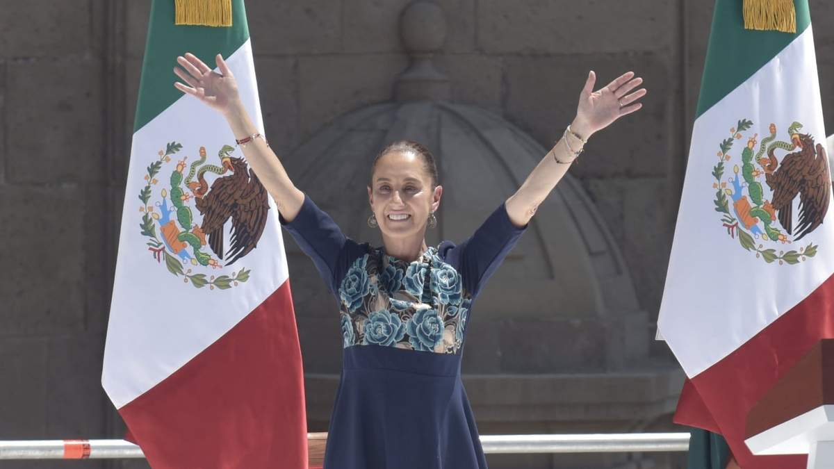 La presidenta Claudia Sheinbaum durante su asamblea informativa en el zócalo capitalino