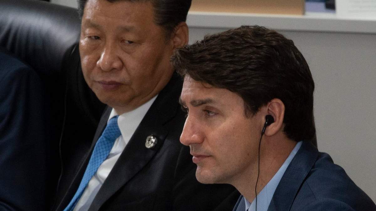 El presidente chino, Xi Jinping, y el primer ministro canadiense, Justin Trudeau. Fuente: (Twitter)