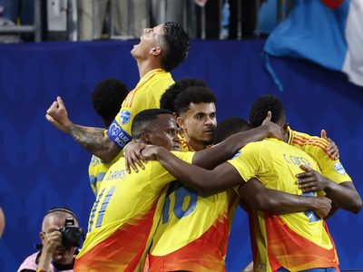 Colombia vence 1-0 a Uruguay con 10 hombres y jugará contra Argentina en final de la Copa América