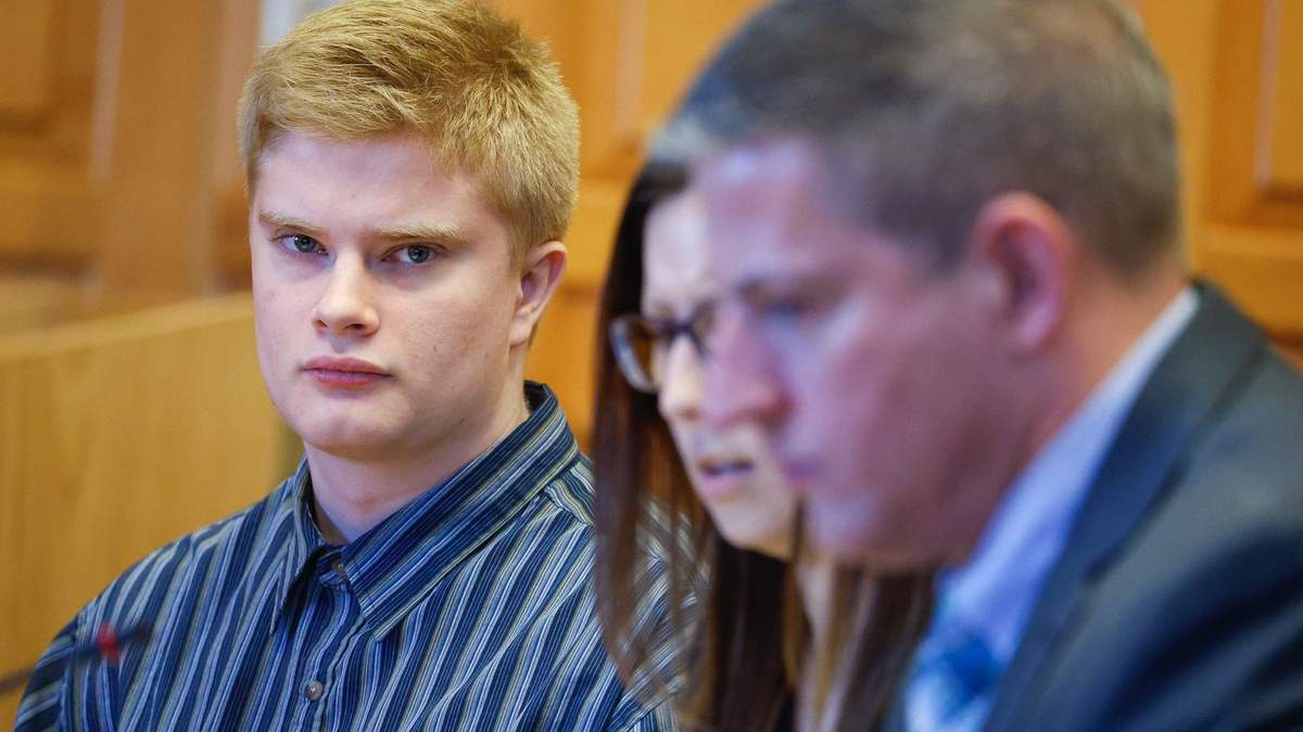 Jeremy Goodale escucha su sentencia
