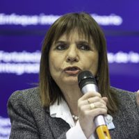 El Gobierno Nacional, con Patricia Bullrich y Luis Petri, trabajan en las zonas más afectadas por el temporal