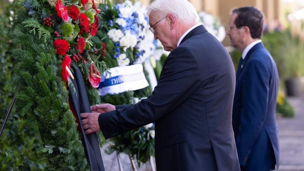 Presidentes de Alemania, Frank-Walter Steinmeier, y de Israel, Isaac Herzog, en el homenaje a las víctimas del atentado de Múnich 72