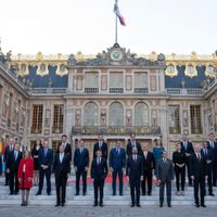 Macron cree que "no es realista" pensar en un alto al fuego pronto en Ucrania