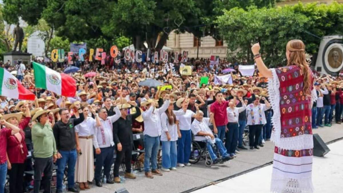 Unas cinco mil personas al zócalo de Chilpancingo con el pretexto de escuchar el mensaje de la presidenta Claudia Sheinbaum