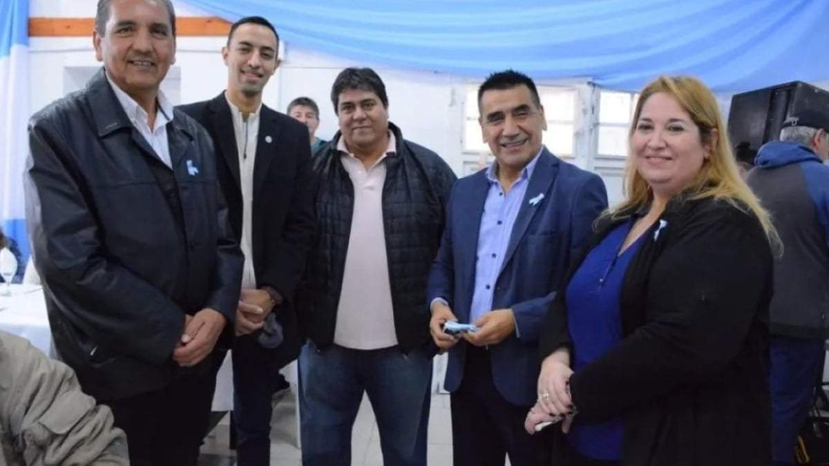El encuentro tuvo lugar en Plaza Huincul. Fuente: (Twitter)