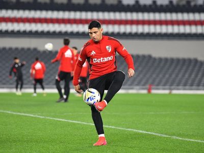 River visita a Lanús en busca de seguir siendo el líder