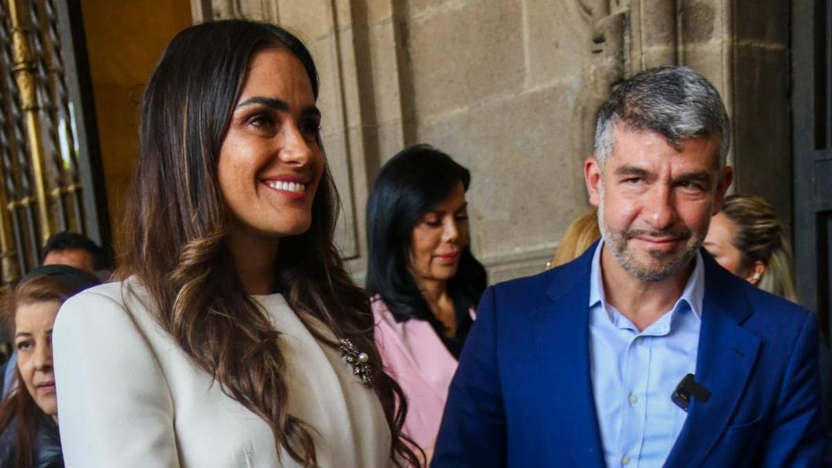 Alessandra Rojo de la Vega y Mauricio Tabe