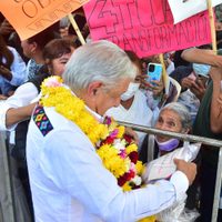 AMLO presume estado de salud: "Con lo que me queda de fuerza vamos a terminar bien"