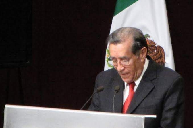 El diplomático y fundador del Conaculta, Víctor Flores Olea. Foto: @Claudiashein