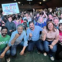 Murer ganó en Villa La Angostura y Figueroa lo felicitó: “Líderes que hablen poco y escuchen mucho”