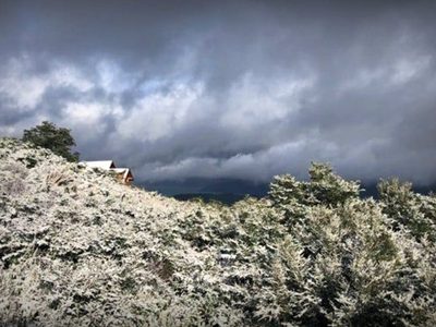 En pleno verano: las nevadas sorprendieron a una zona de Neuquén