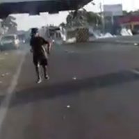 Policía desaloja a opositores al gasolinazo que bloquearon carretera en Chiapas