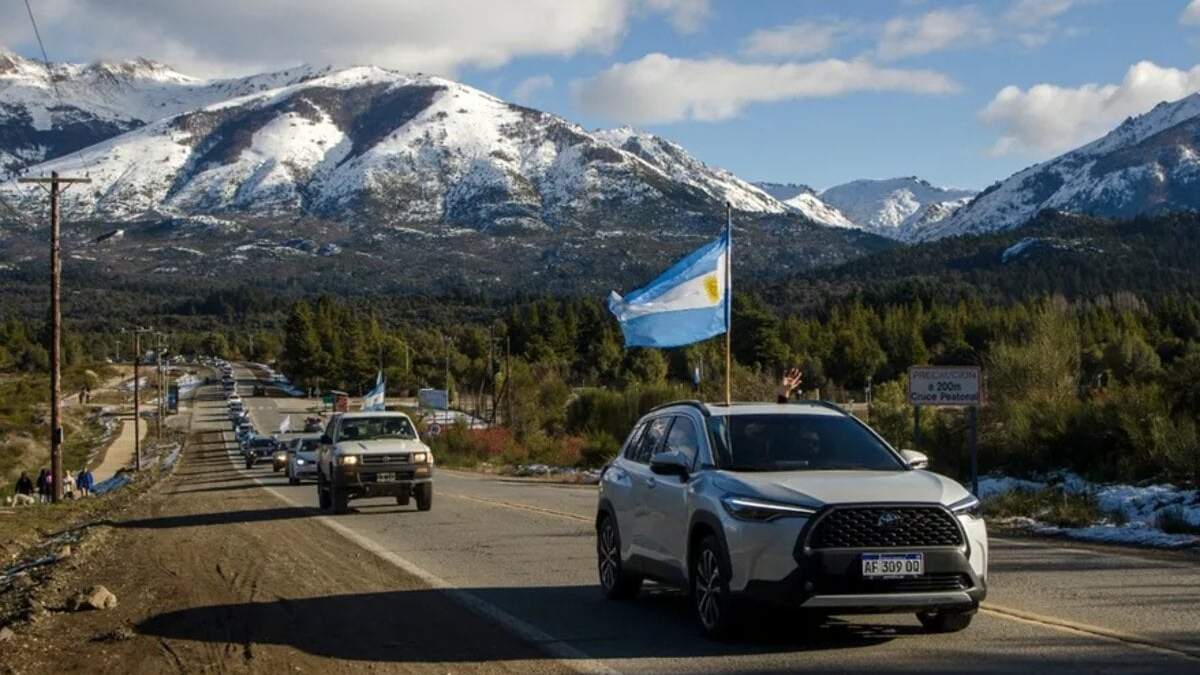 La movilización convocó a más de 500 personas. Fuente (Marcelo Martínez).