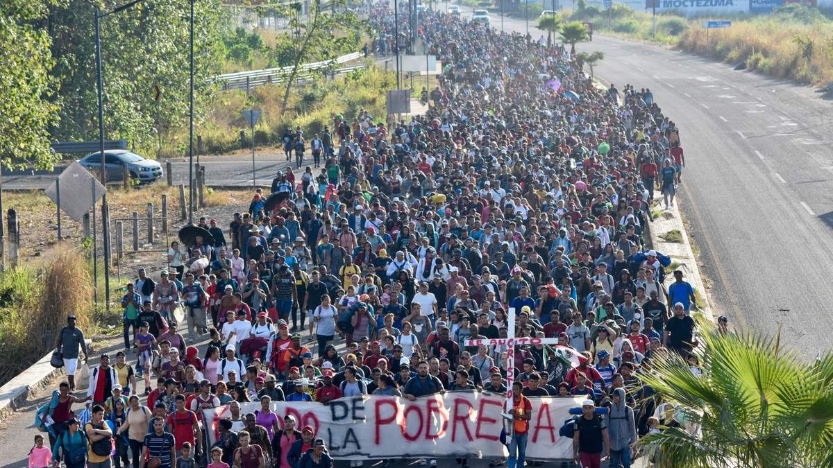 Migrantes salen de Tapachula, 24 de diciembre de 2023