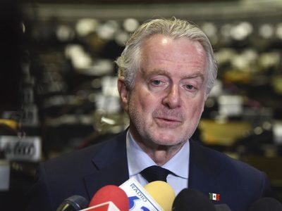 "¿Van a seguir con la misma política?": Creel reta a las "corcholatas" a responder estas preguntas