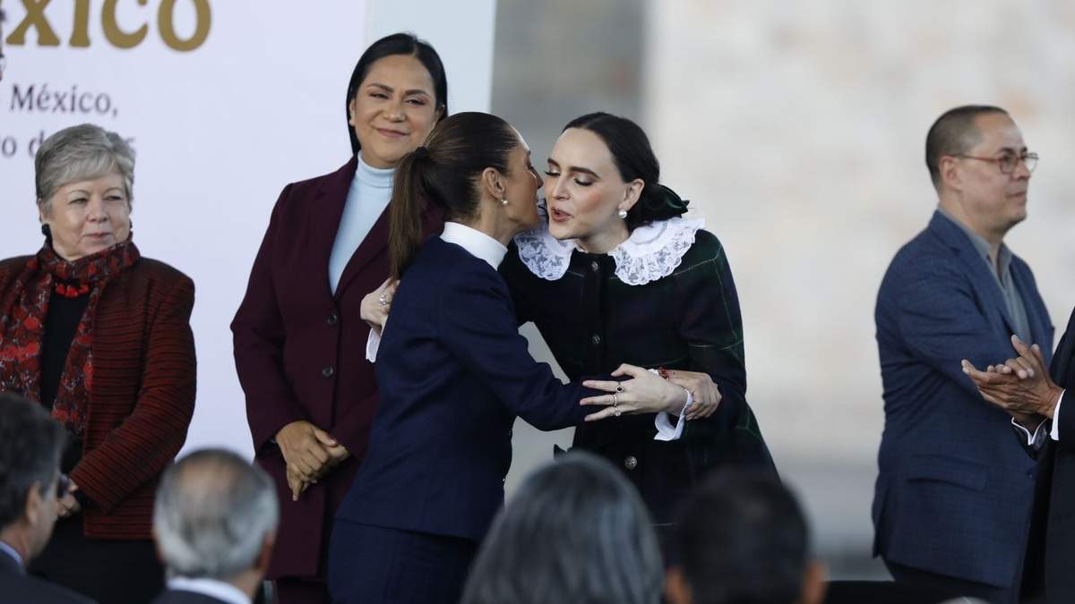 Claudia Sheinbaum con Altagracia Gómez Sierra en la presentación del Plan México