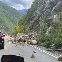 China sufrió un terremoto de magnitud 6,8: hay al menos una veintena de fallecidos