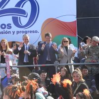 Neuquén comenzó los festejos por el 120 aniversario con un multitudinario desfile que reunió a más de 45 mil personas