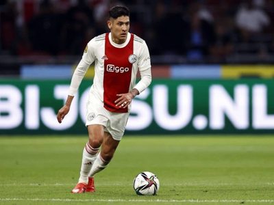 Edson Álvarez prefirió quedarse con el Ajax pese a que recibió ofertas de España y Francia