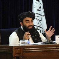 Las mujeres salen a las calles de Kabul un día después de quedar excluidas del régimen talibán