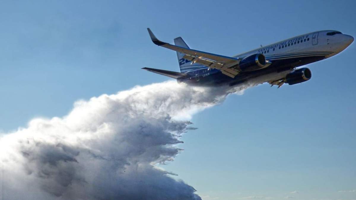 Propones la compra de aviones hidrantes para combatir los incendios forestales. Fuente: (X)