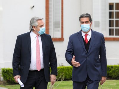 Capitanich: “Nos dejaron las manos atadas con el FMI, pero hoy son los salvadores de la Patria”